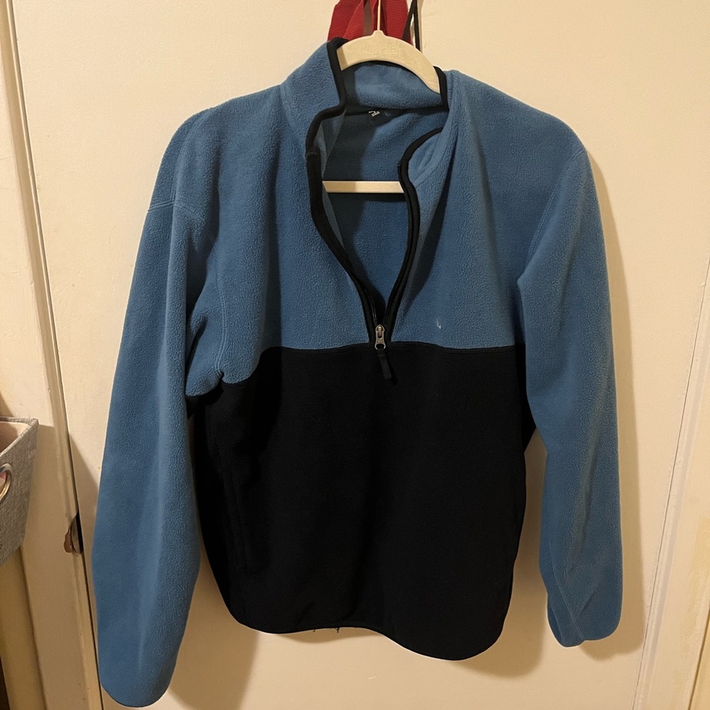 Uniqlo men’s sweater